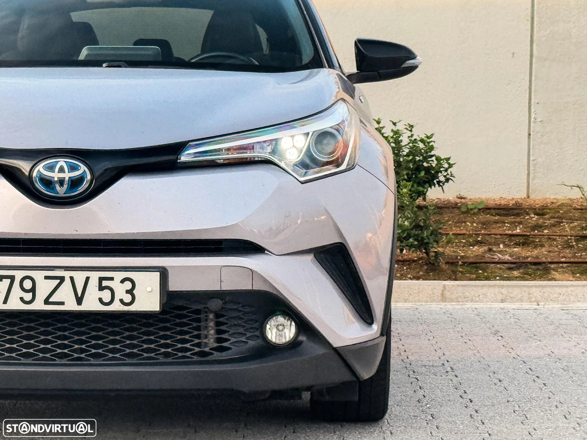 Toyota C-HR 1.8 Hybrid Exclusive - 3