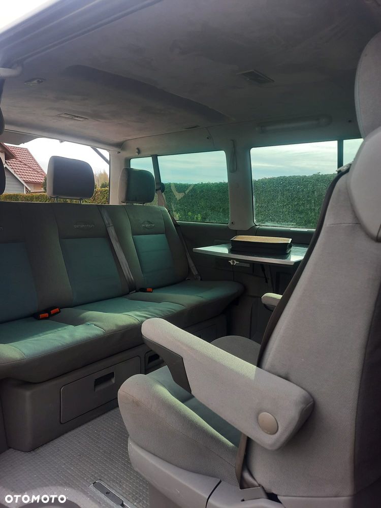 Volkswagen Multivan Standard - 27