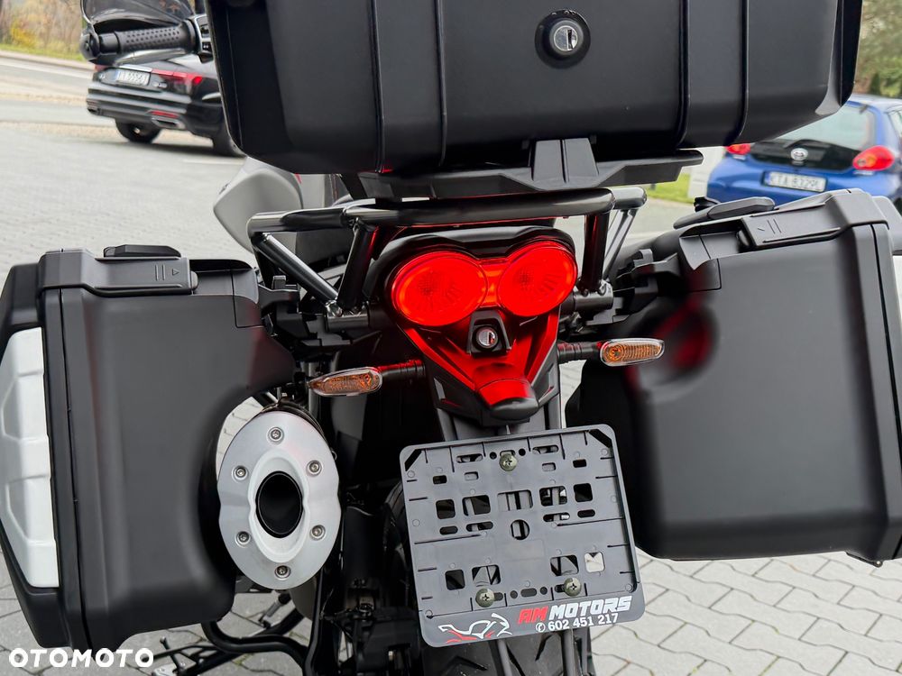 Moto Guzzi V85 - 27