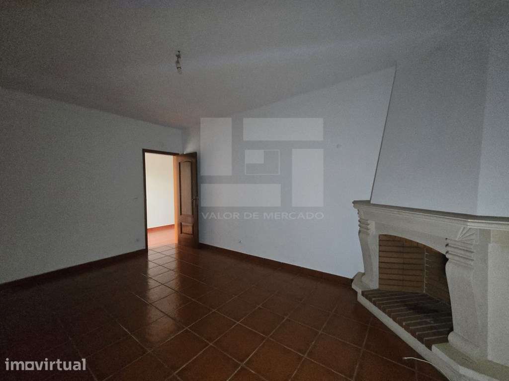 Moradia em banda térrea com garagem - Grande imagem: 5/19