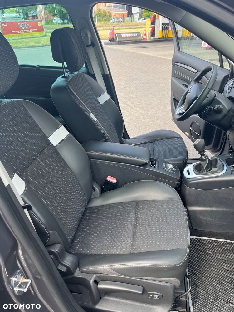 Renault Scenic 1.9 dCi Bose Edition - 10