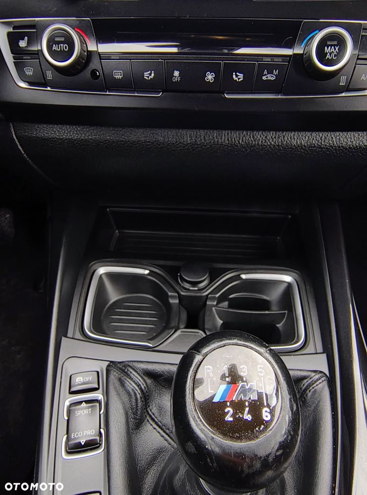 BMW Seria 1 120d Sport Line - 32