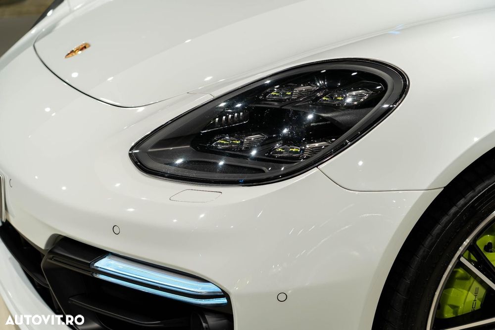 Porsche Panamera - 20