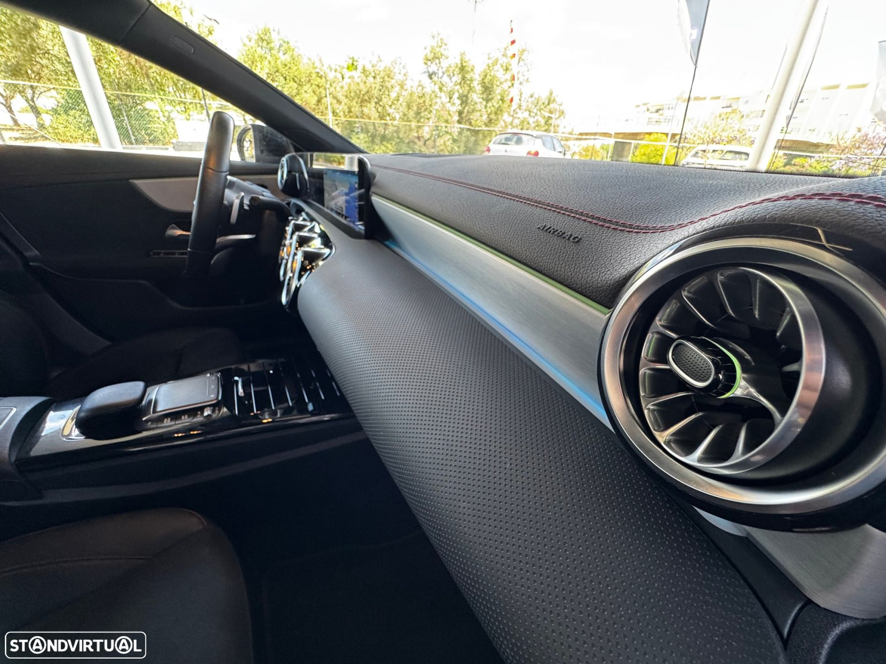 Mercedes-Benz CLA 250 e AMG Line - 9