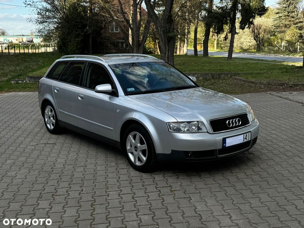 Audi A4 Avant - 4