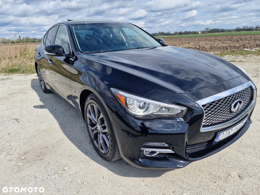 Infiniti Q50 - 12