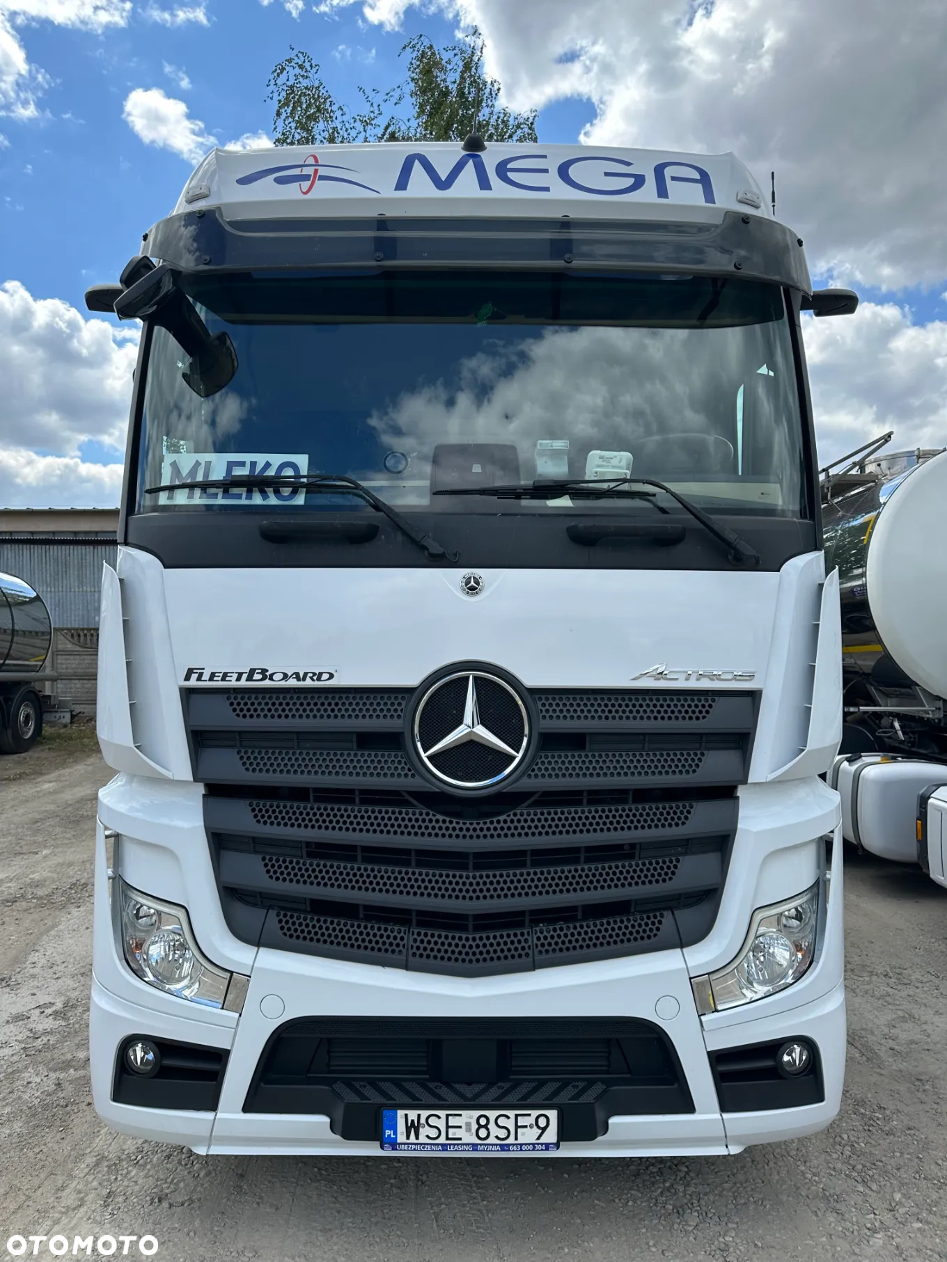 Mercedes-Benz ACTROS - 3