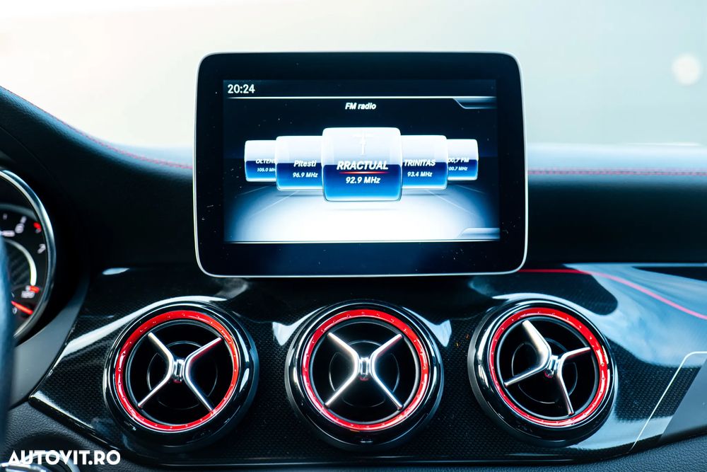 Mercedes-Benz CLA 45 AMG 4MATIC SB Aut. - 33