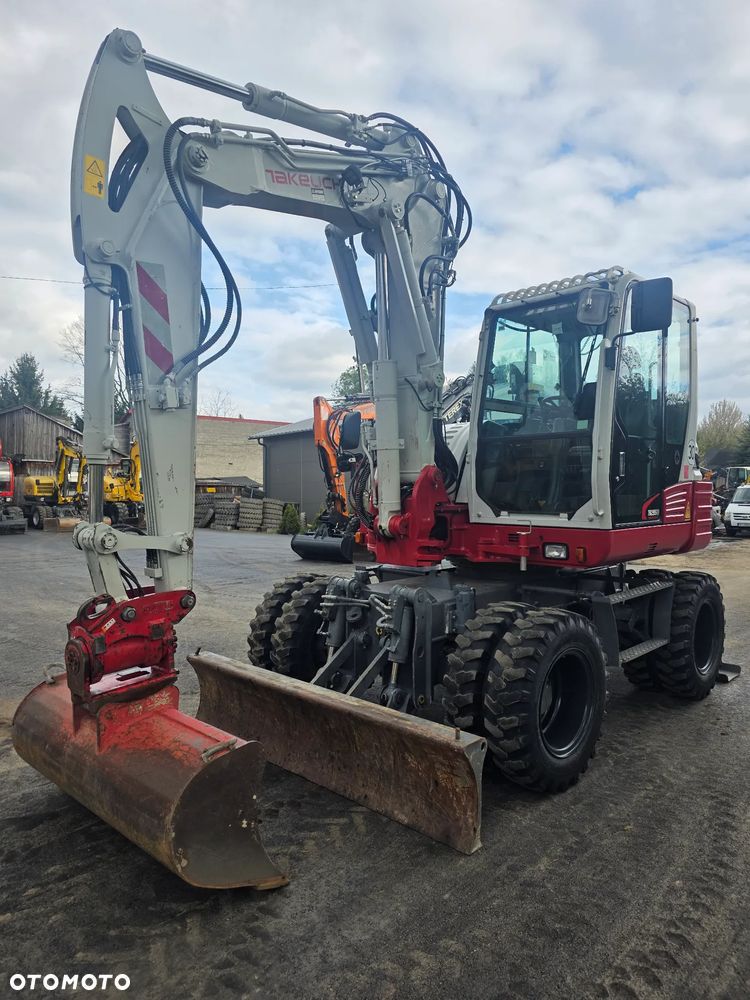 Takeuchi TB 295W Powertilt - 2