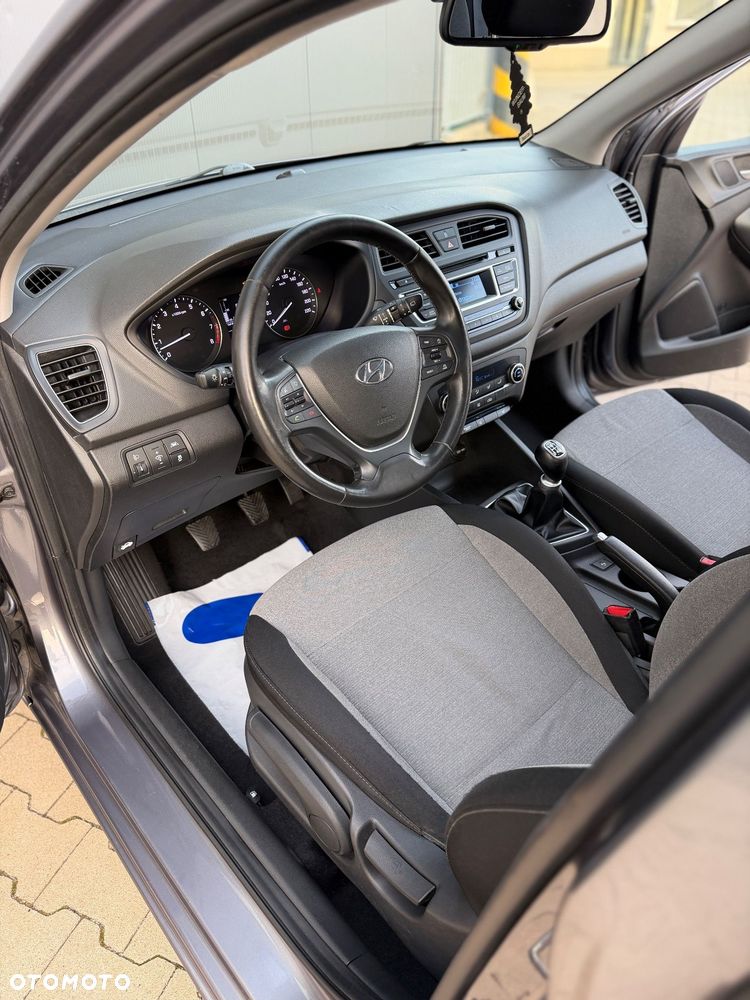Hyundai i20 blue 1.2 YES!+ - 39