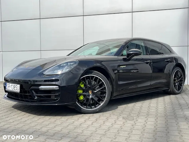 Porsche Panamera 4 e-Hybrid Sport Turismo 10 Years Edition - 2