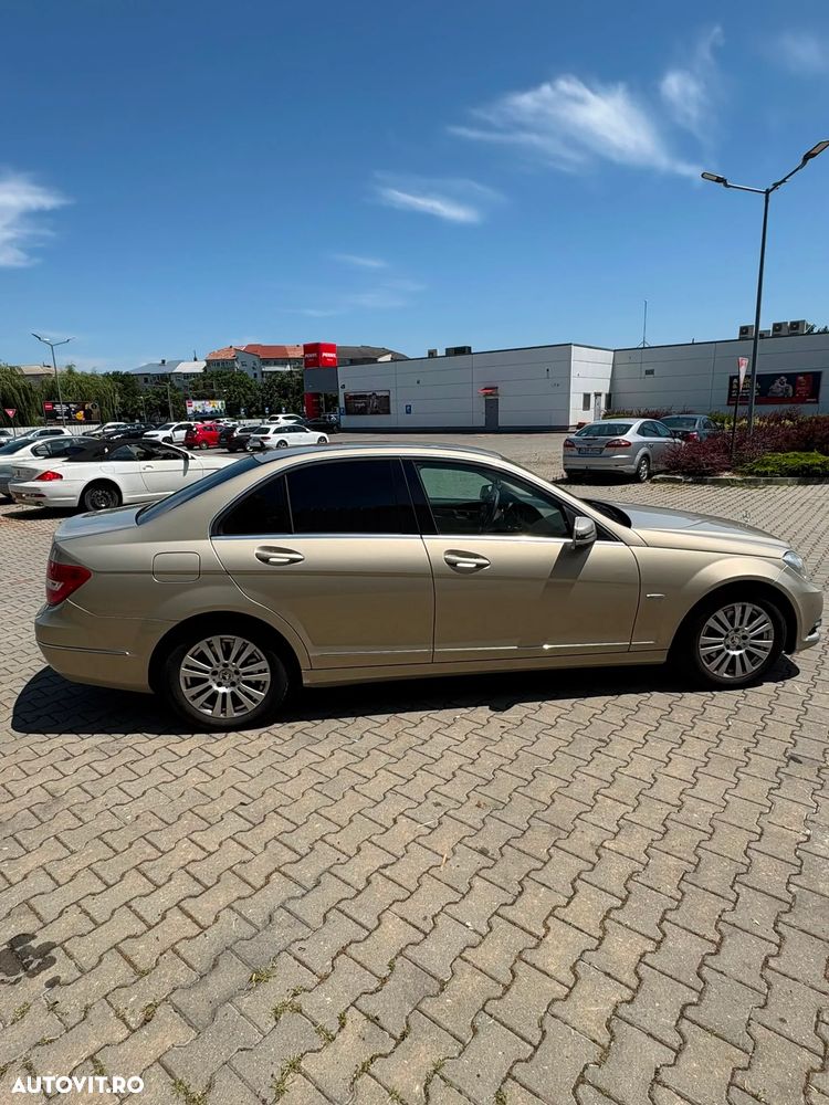Mercedes-Benz C 250 CGI Automatik BlueEFFICIENCY Elegance - 6