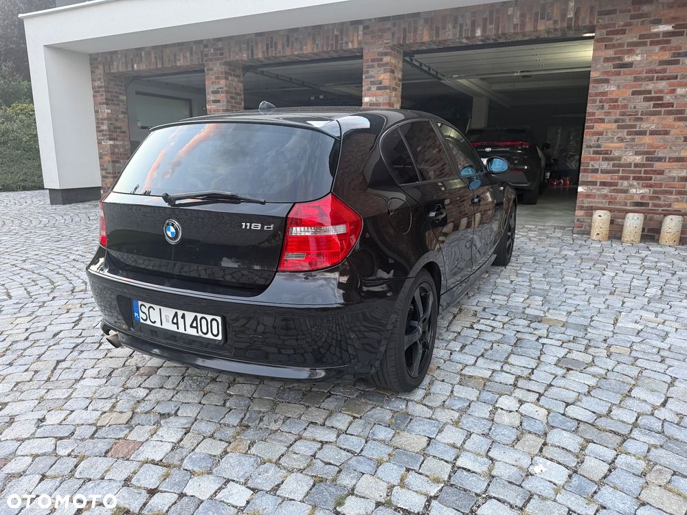 BMW Seria 1 118d - 5