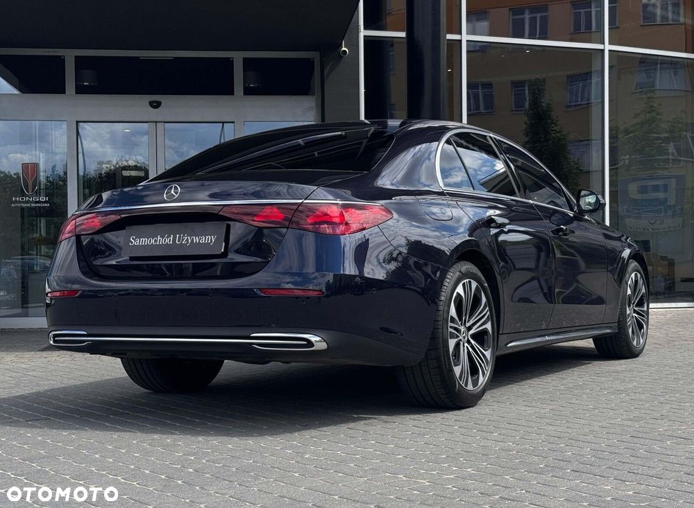Mercedes-Benz Klasa E 220 d mHEV 4-Matic Exclusive 9G-Tronic - 10