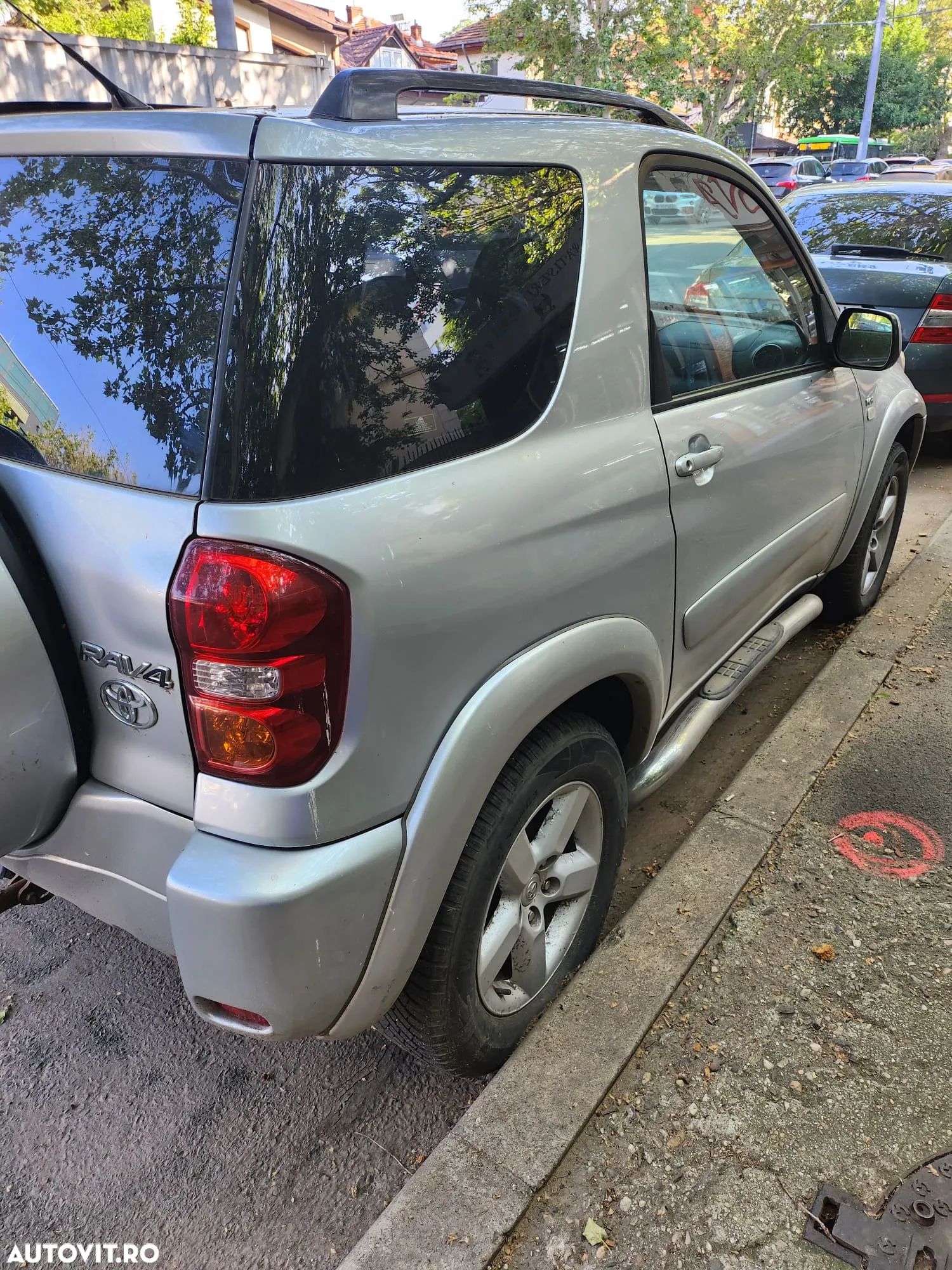 Toyota RAV4 - 3