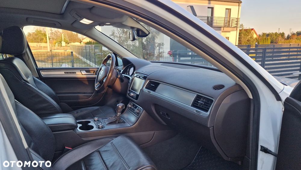 Volkswagen Touareg - 8