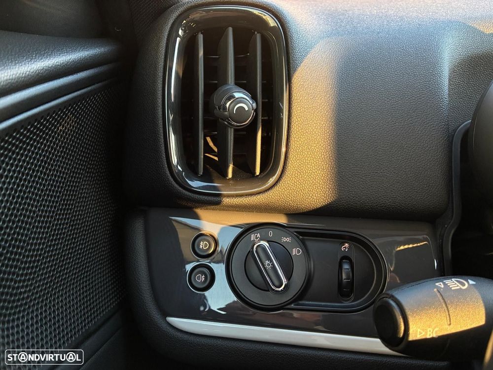 MINI Countryman - 24