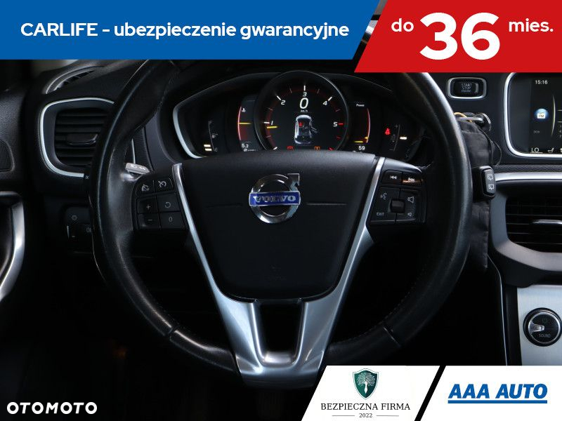 Volvo V40 - 18