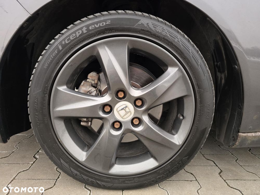 Honda Accord 2.0 Executive - 36