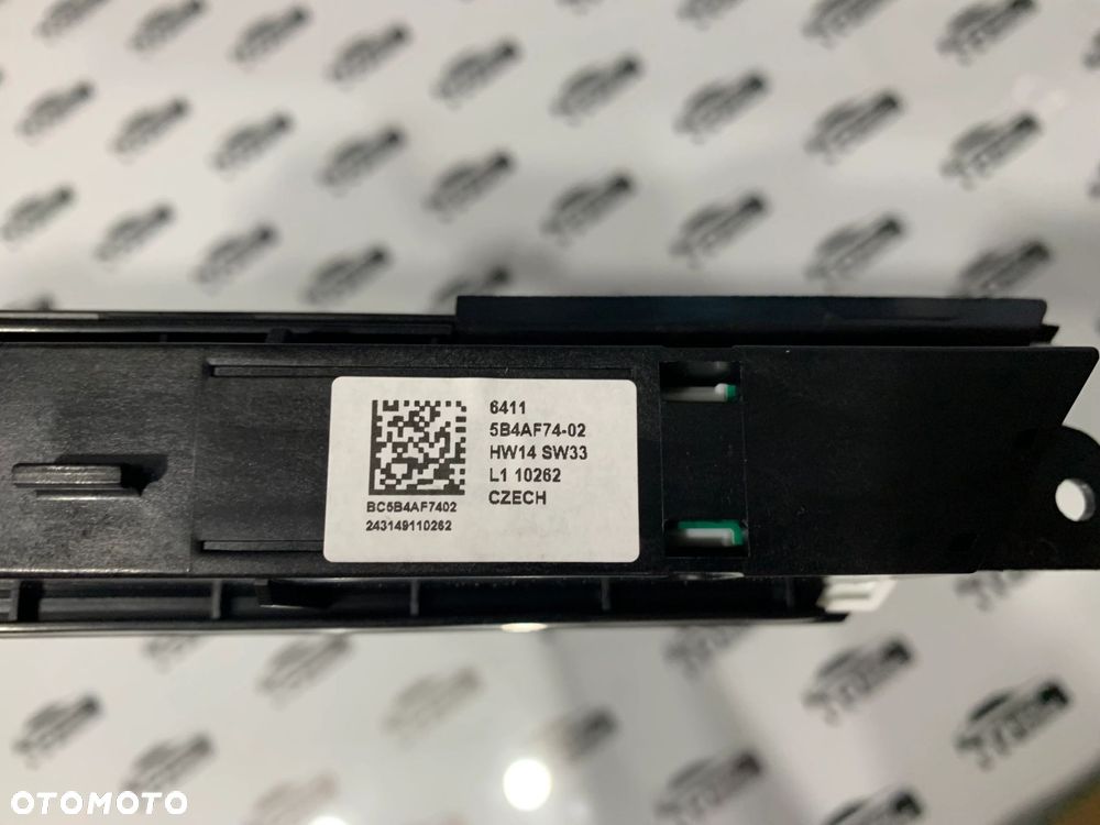PANEL DOTYKOWY KLIMATYZACJI DESKI ROZDZIELCZEJ BMW 5 G60 G61 G68 5B4AF74 - 9