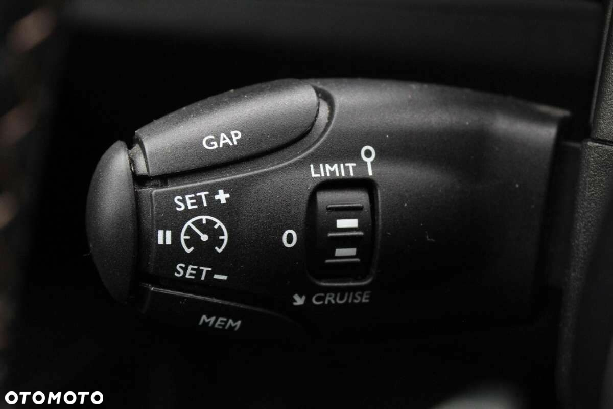 Peugeot 3008 - 22