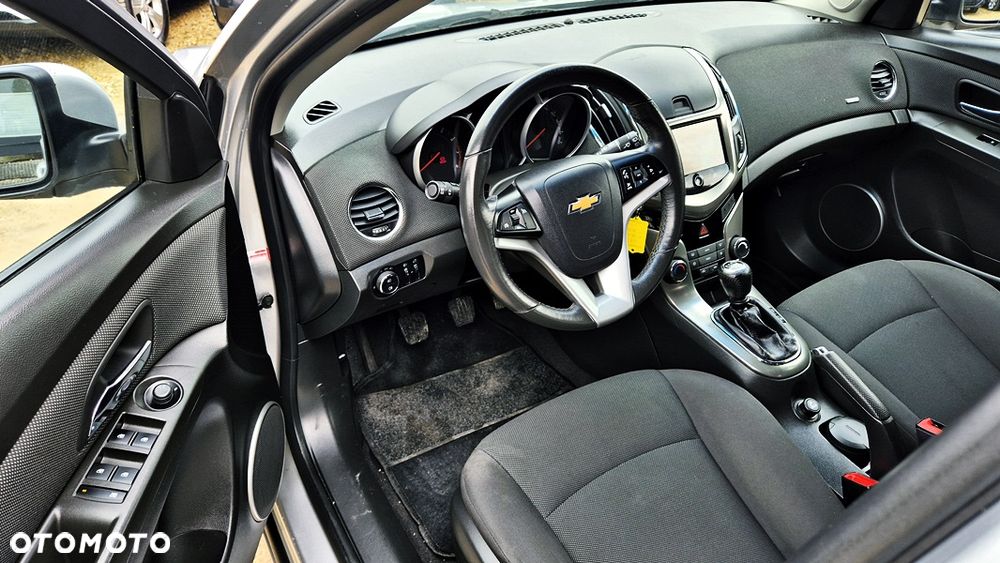Chevrolet Cruze 1.4 T LT+ - 32