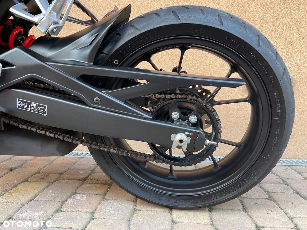 Honda CB - 13