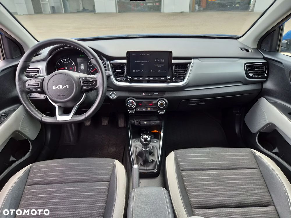 Kia Stonic 1.2 L Business Line - 14