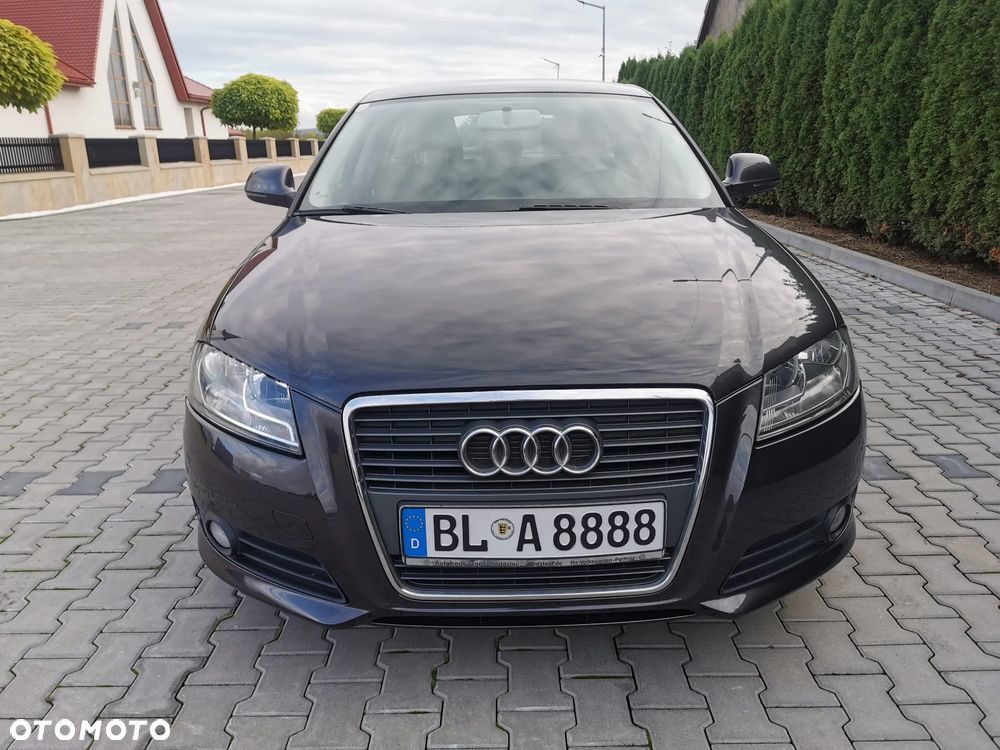 Audi A3 Sportback - 3