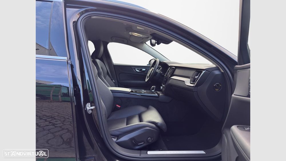 Volvo V60 2.0 T6 AWD TE Plus Bright — fotografia 13