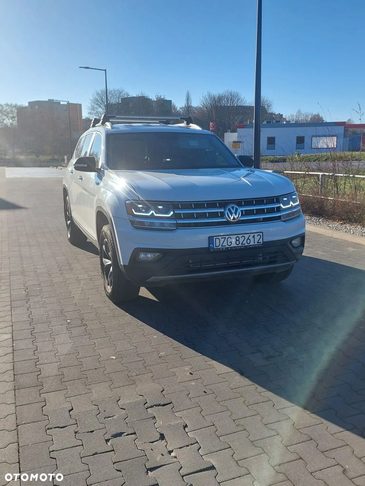 Volkswagen Atlas - 1
