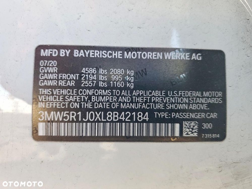 BMW Seria 3 330i Luxury Line - 11