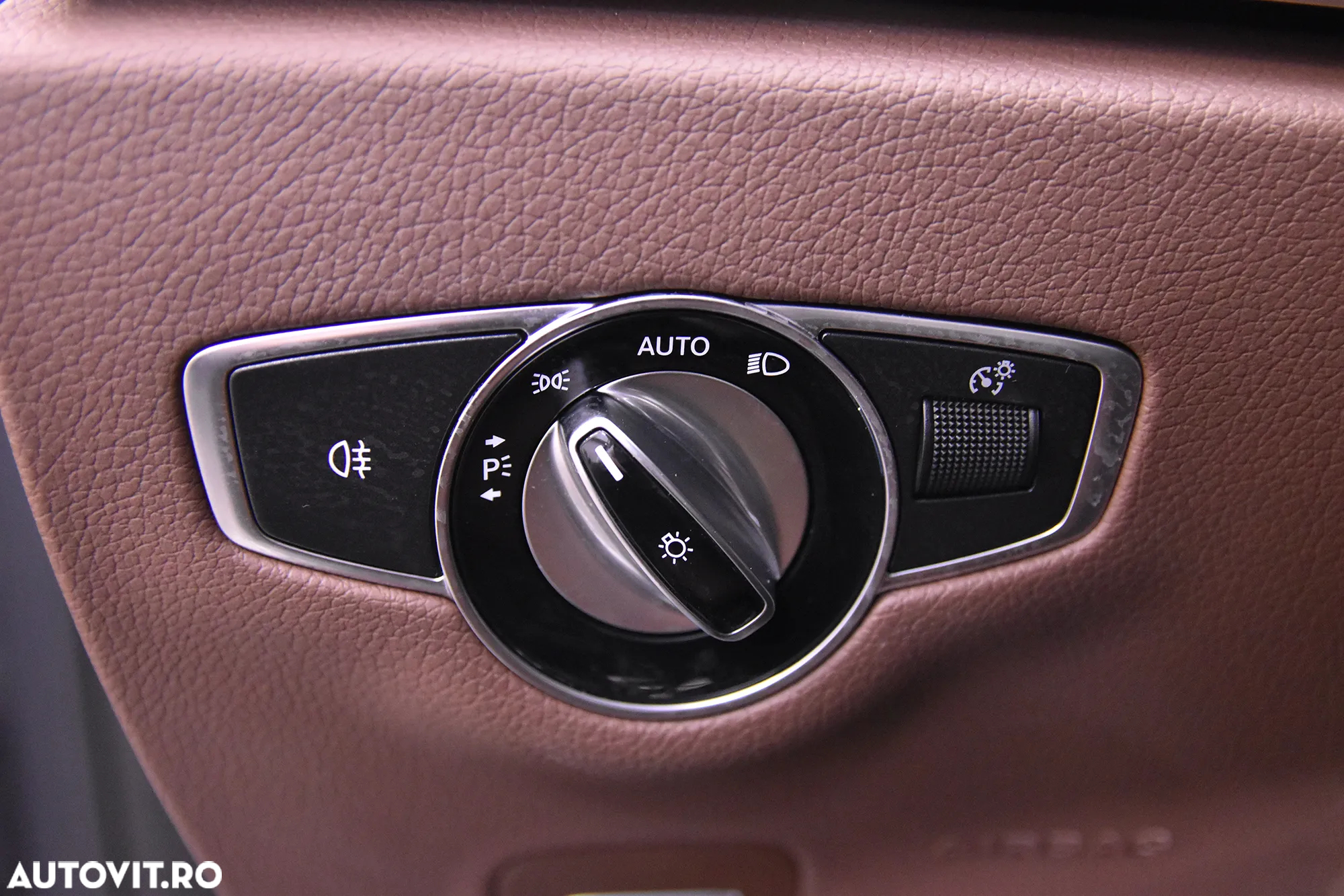 Mercedes-Benz E 220 d All-Terrain 4MATIC Aut. - 14