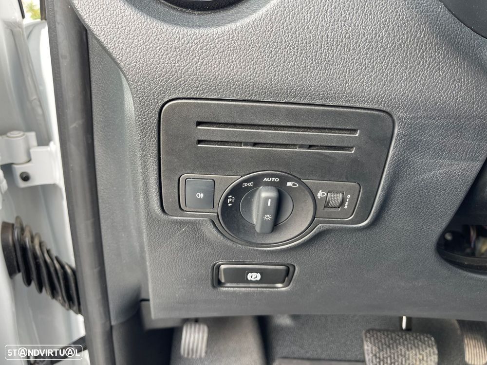 Mercedes-Benz Vito eDrive 111 - 13