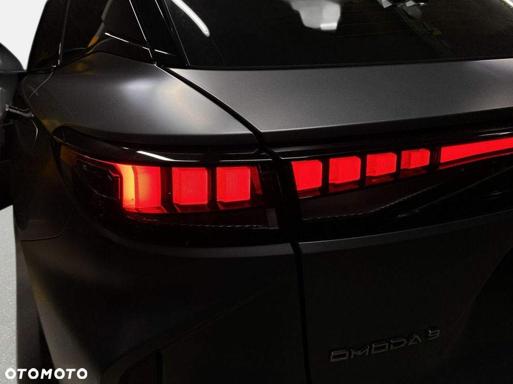 Omoda 9 1.5 Super Hybrid Exclusive AWD - 12