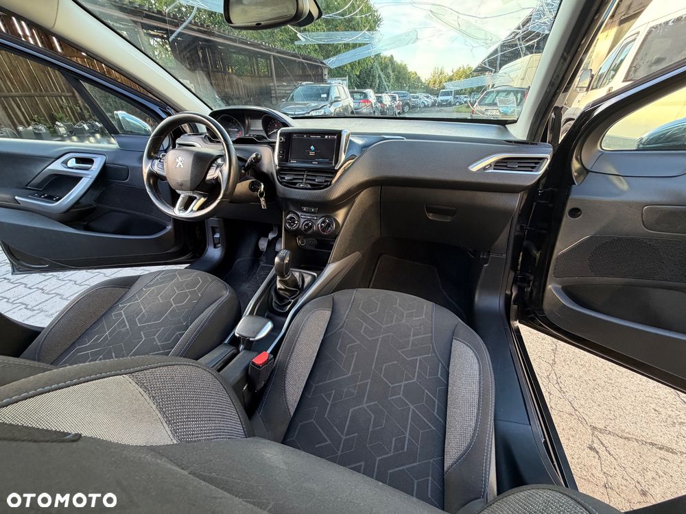 Peugeot 2008 PureTech 110 Style - 9