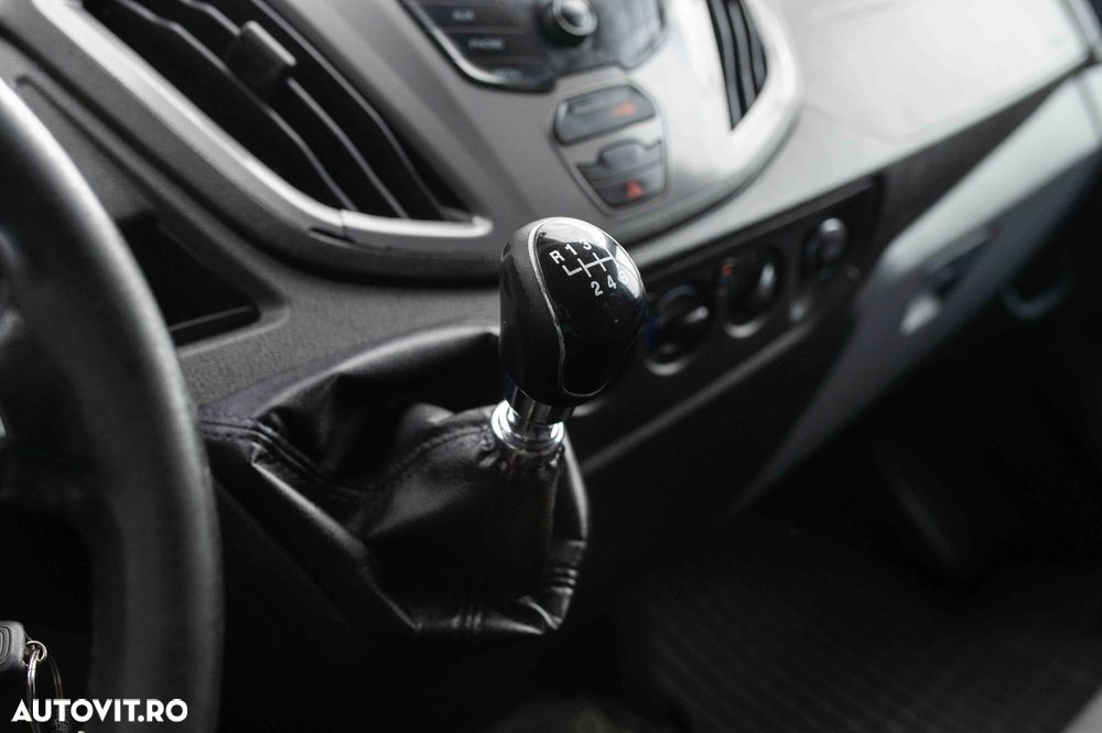 Ford Transit - 27