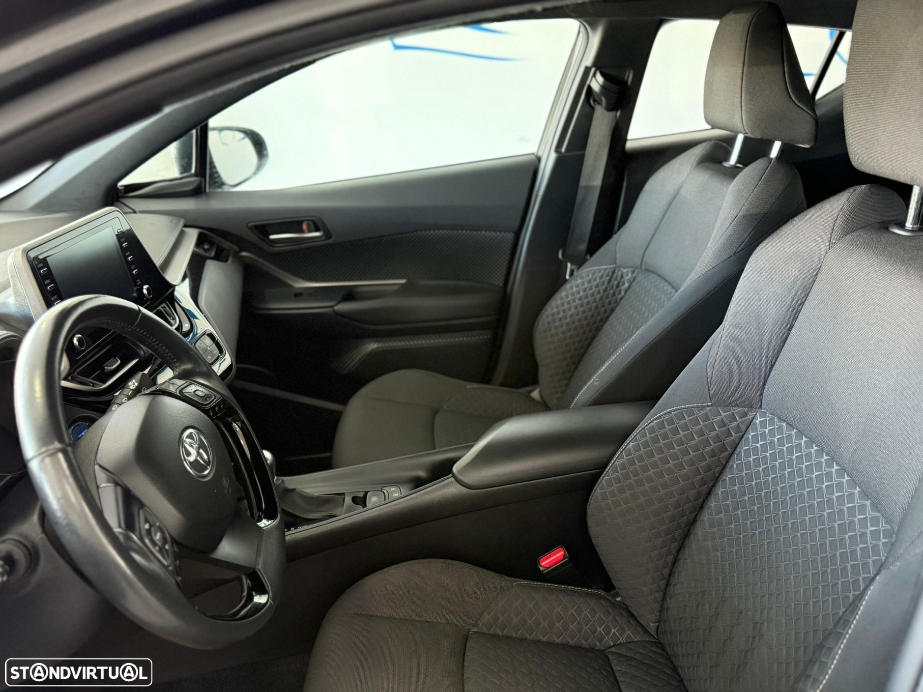 Toyota C-HR 1.8 Hybrid Comfort - 4