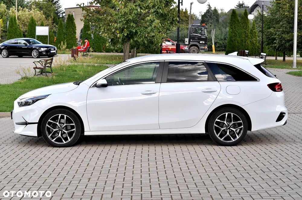 Kia Ceed 1.5 T-GDI Business Line Plus - 6
