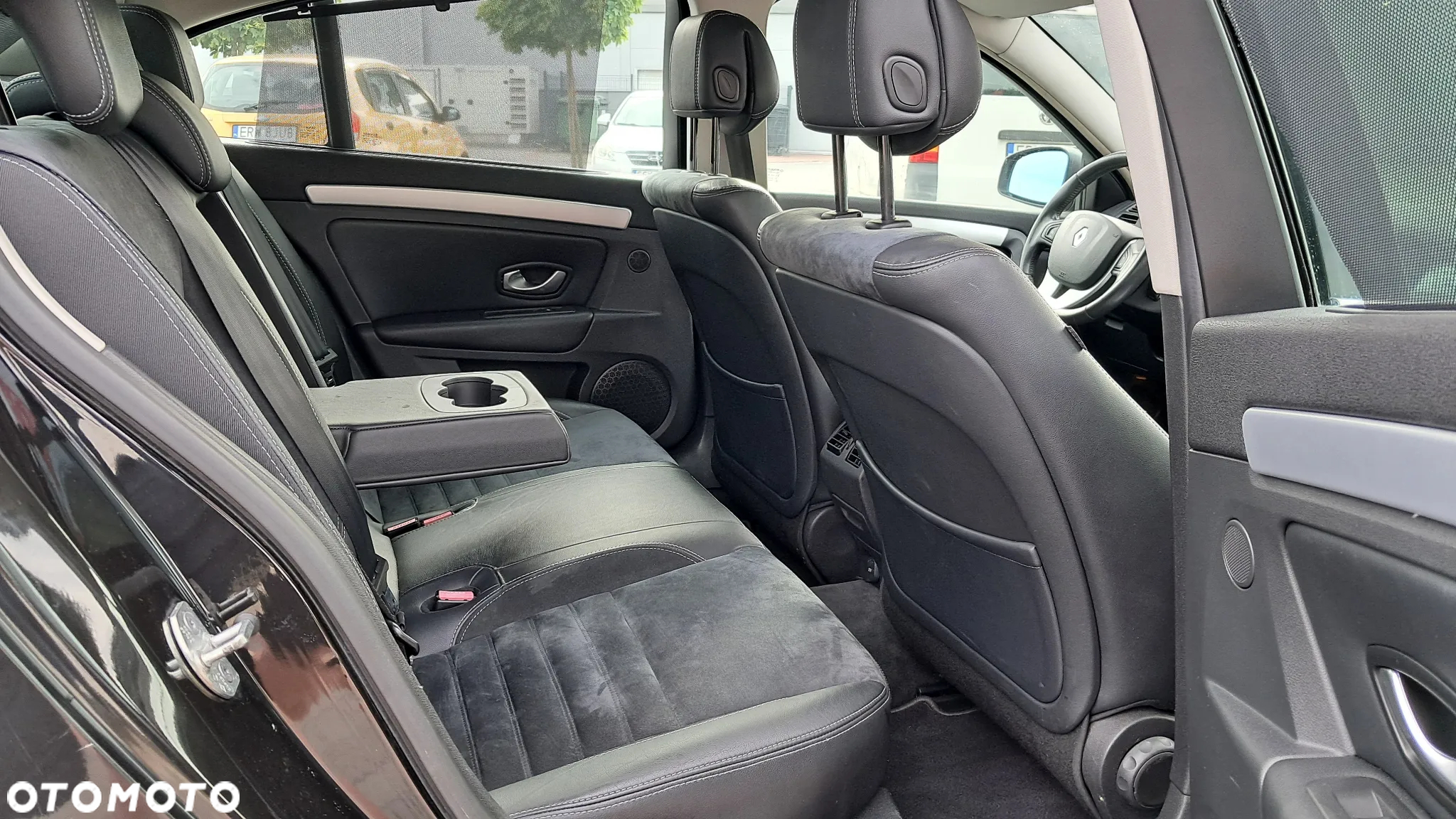 Renault Laguna 2.0 TCe 170 Dynamique - 12