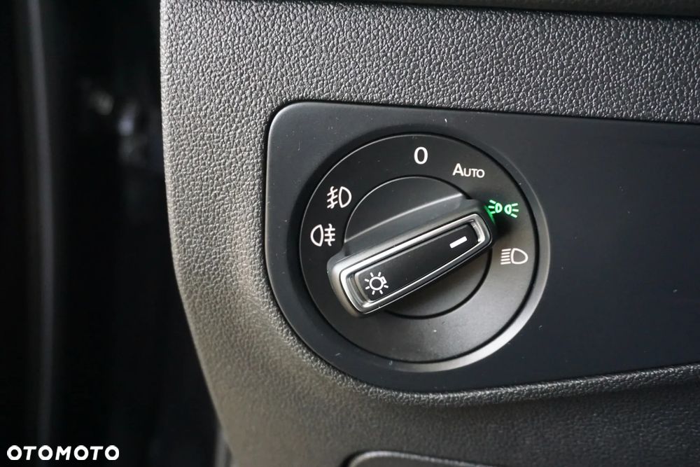 Volkswagen Tiguan - 31