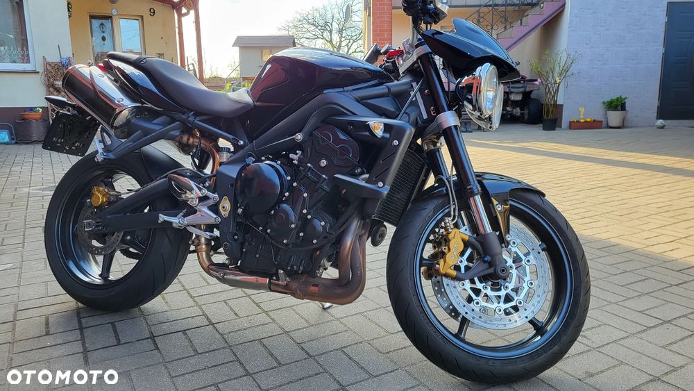 Triumph Street Triple - 4
