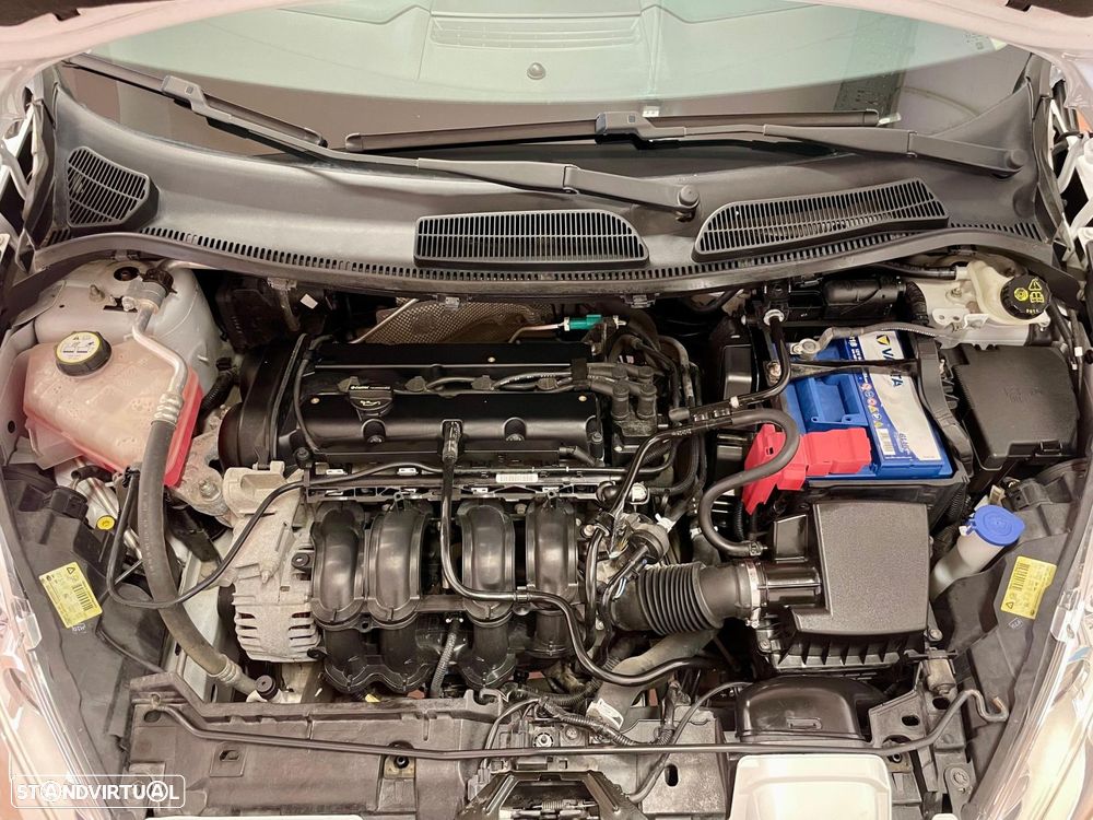 Ford Fiesta 1.4 Titanium Aut. - 43
