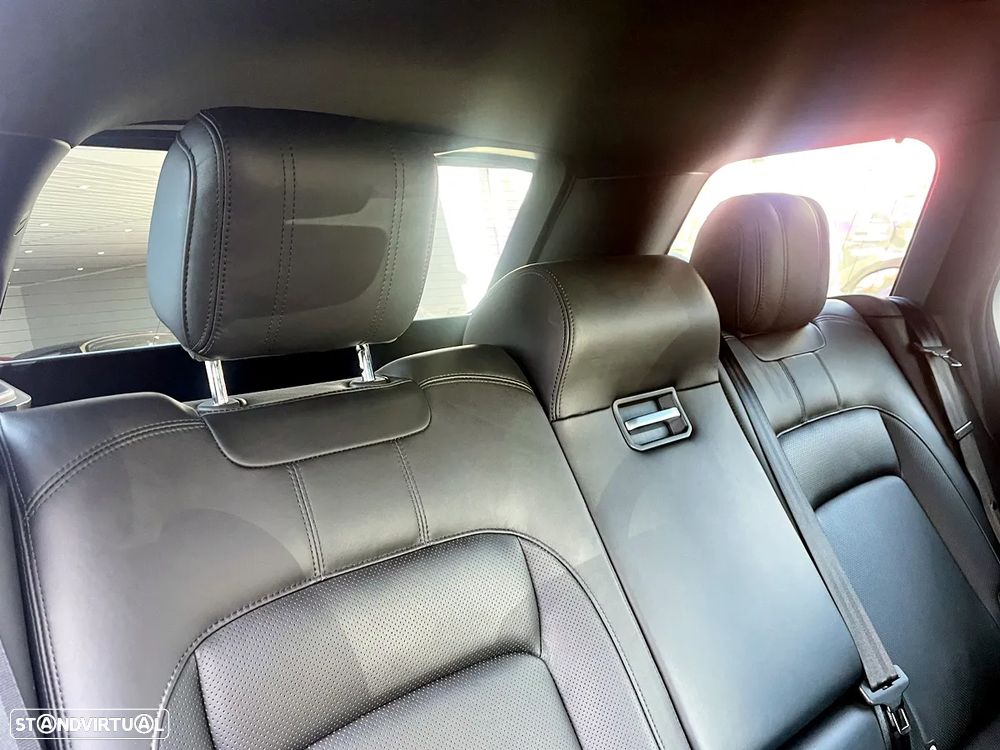 Land Rover Range Rover P400e Plug-in Vogue - 35