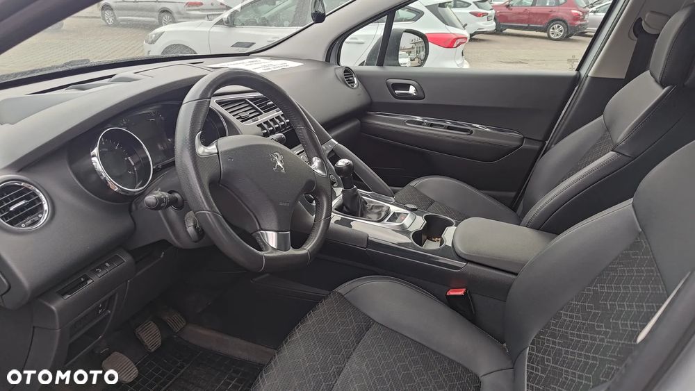 Peugeot 3008 1.6 Premium - 6