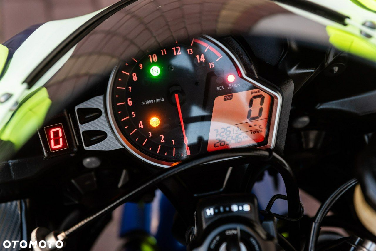 Honda CBR - 9