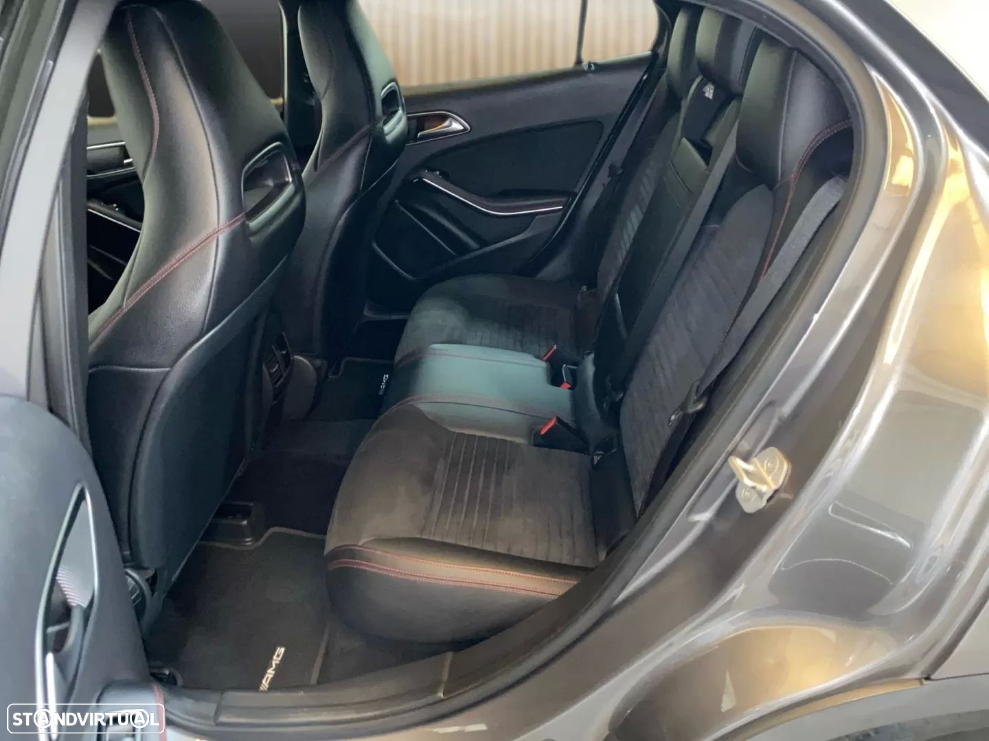 Mercedes-Benz GLA 220 d AMG Line - 18