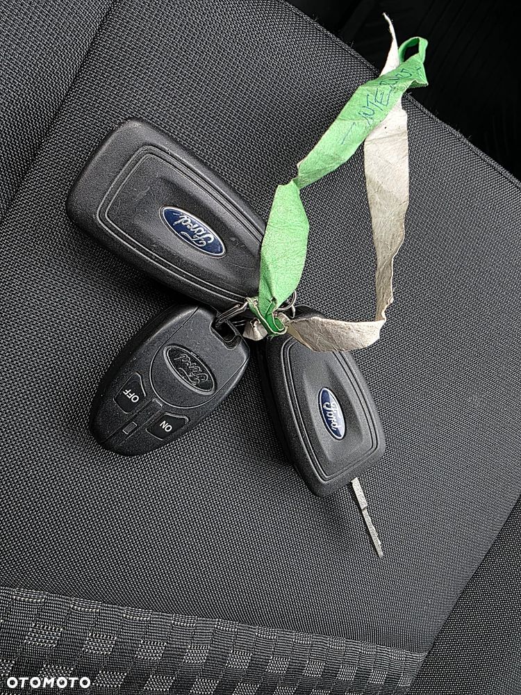 Ford TRANSIT CUSTOM - 20