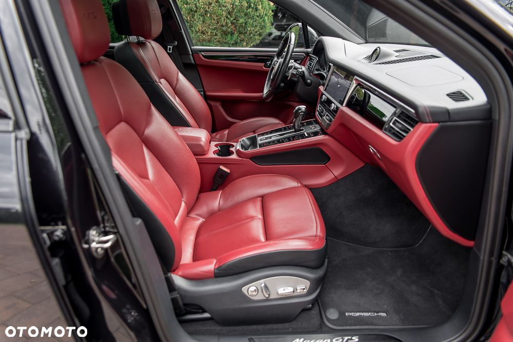 Porsche Macan GTS PDK - 26