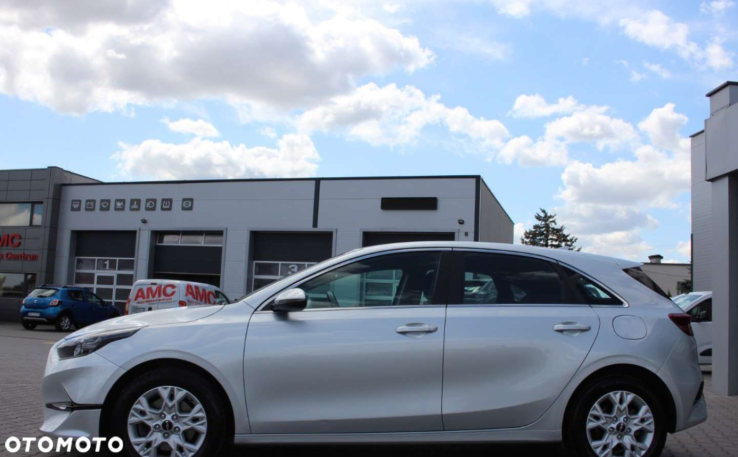 Kia Ceed - 8